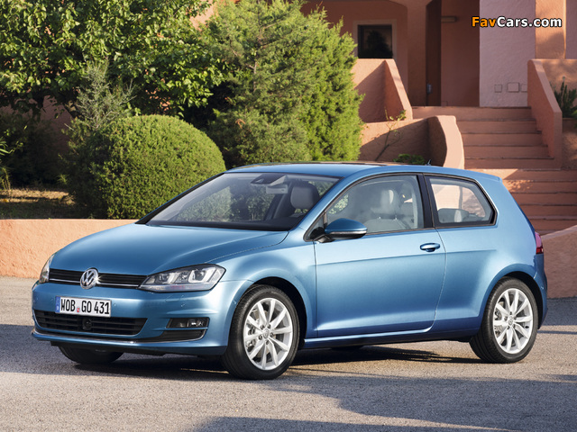 Volkswagen Golf TSI BlueMotion 3-door (Typ 5G) 2012 pictures (640 x 480)
