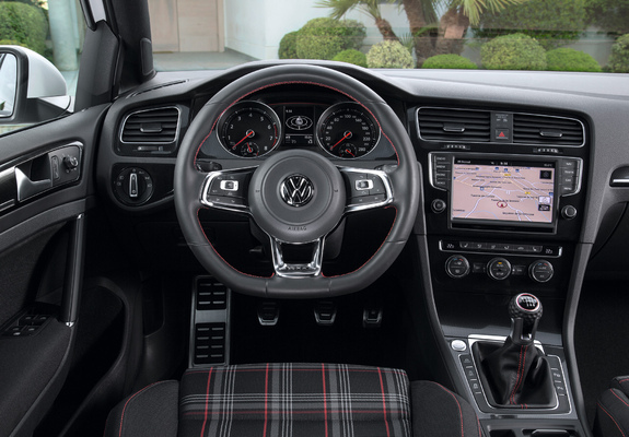 Volkswagen Golf GTI 5-door (Typ 5G) 2013 images