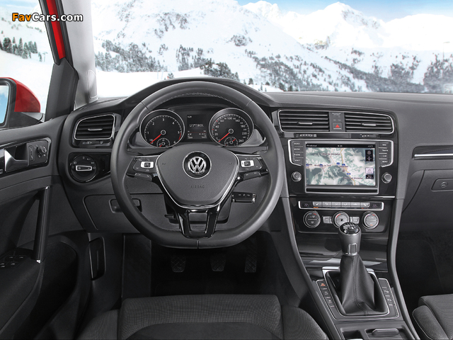 Volkswagen Golf TDI 4MOTION 5-door (Typ 5G) 2013 images (640 x 480)