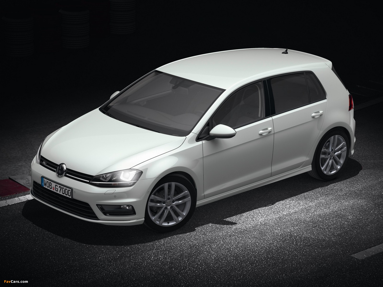 Volkswagen Golf R-Line 5-door (Typ 5G) 2013 photos (1600 x 1200)