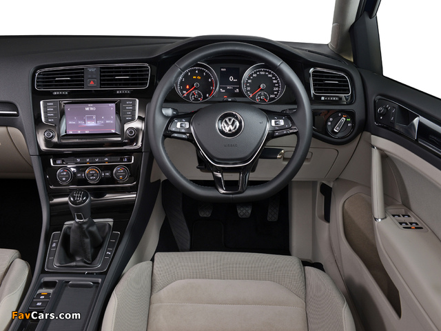 Volkswagen Golf TSI BlueMotion 5-door ZA-spec (Typ 5G) 2013 pictures (640 x 480)