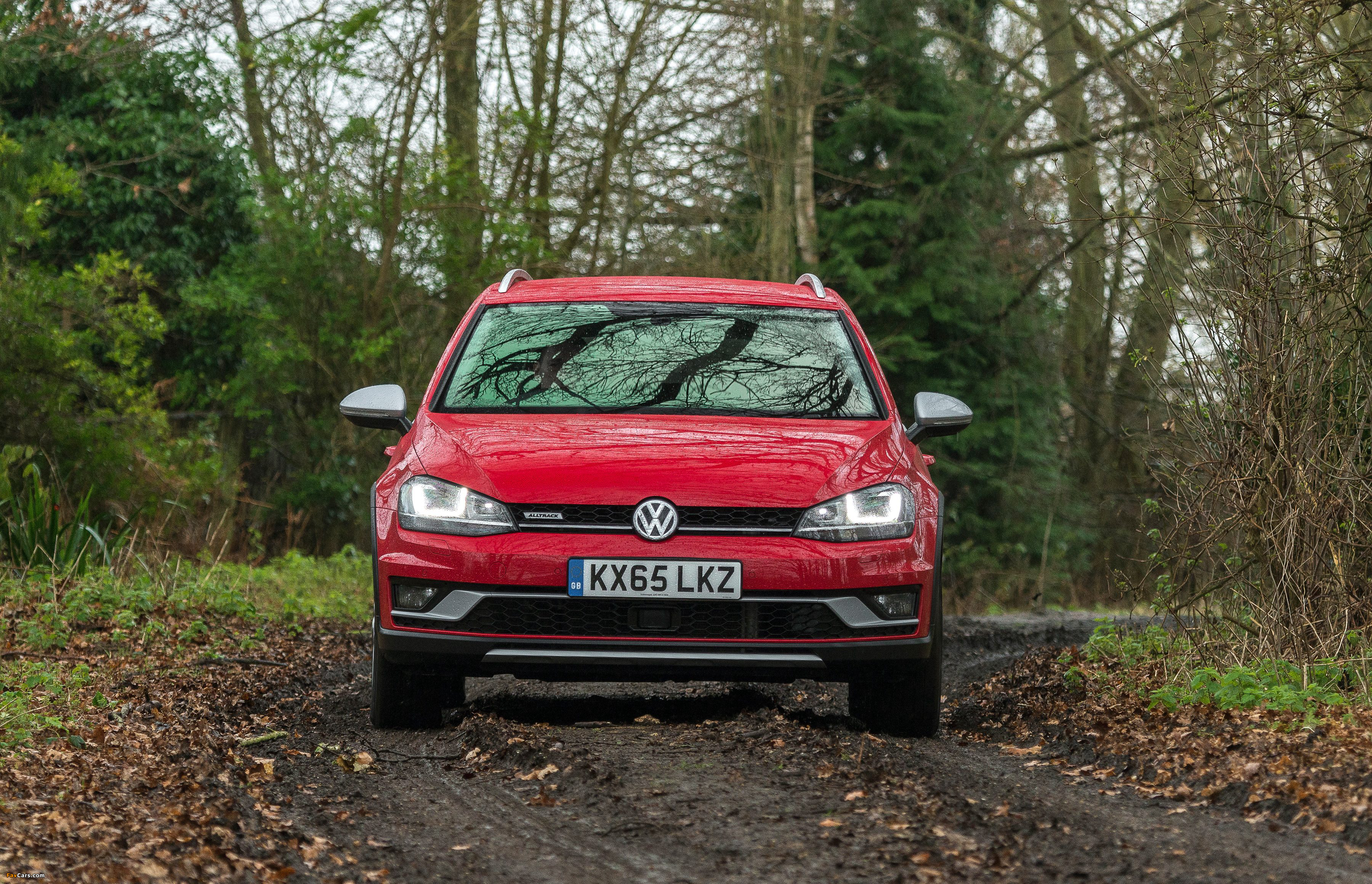 Volkswagen Golf Alltrack UK-spec (Typ 5G) 2015 photos (3600 x 2320)
