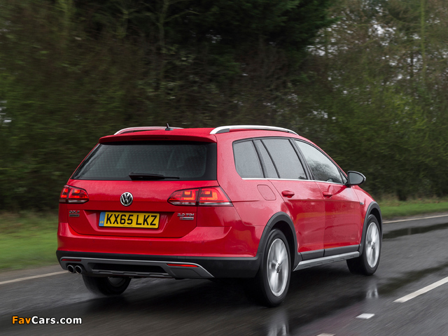 Volkswagen Golf Alltrack UK-spec (Typ 5G) 2015 photos (640 x 480)