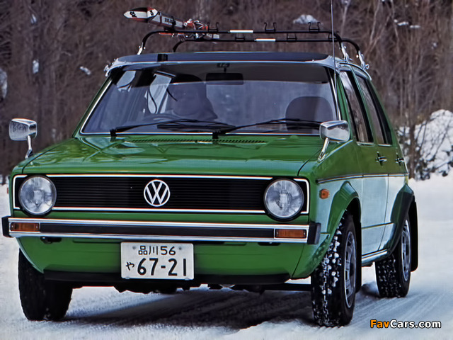 Volkswagen Golf 5-door JP-spec (Typ 17) 1974–83 wallpapers (640 x 480)