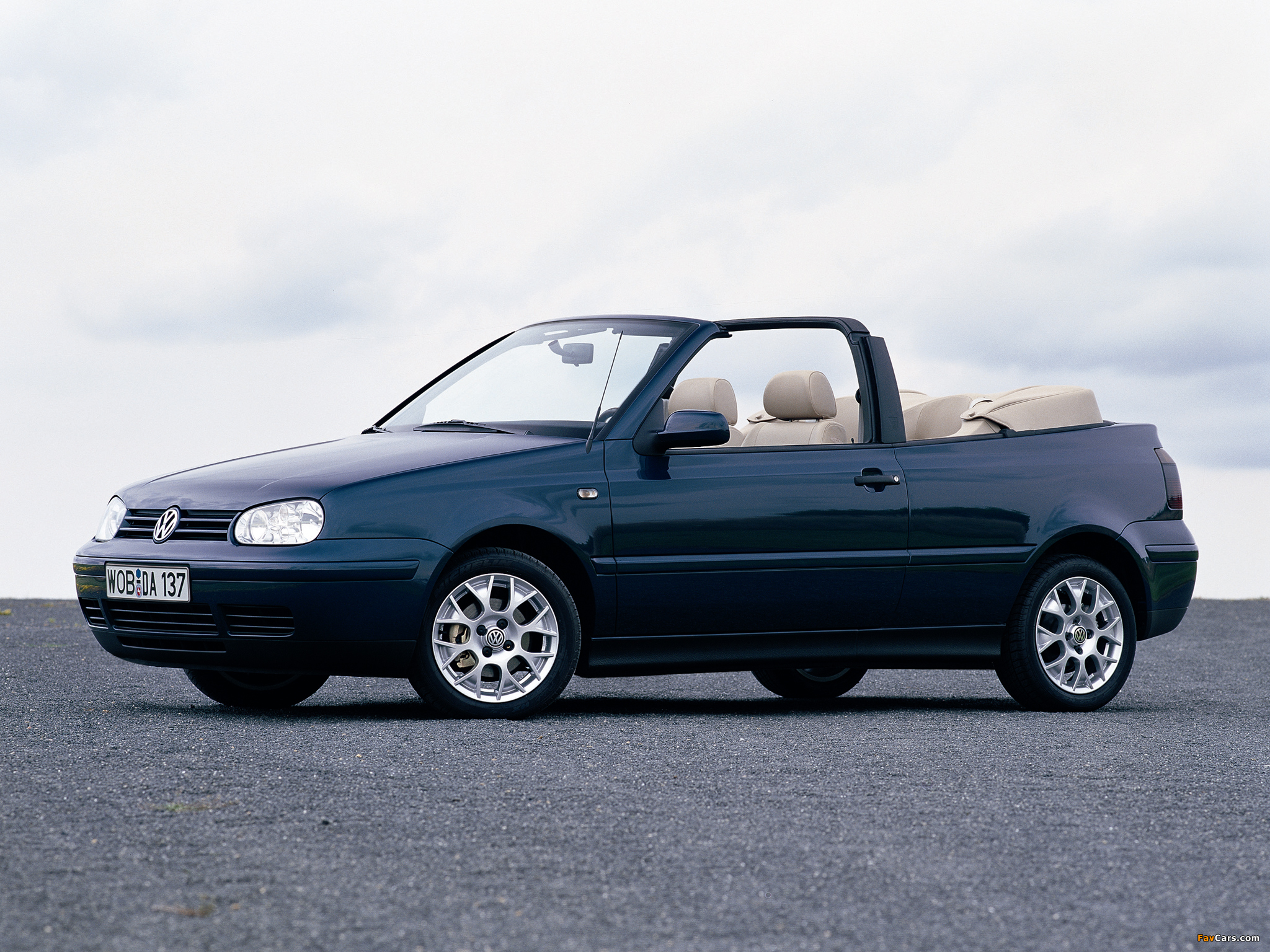 Volkswagen Golf Cabrio (Typ 1J) 1998–2002 wallpapers (2048 x 1536)