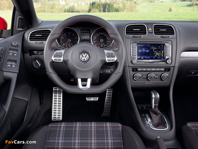 Volkswagen Golf GTI Cabriolet (Typ 5K) 2012 wallpapers (640 x 480)