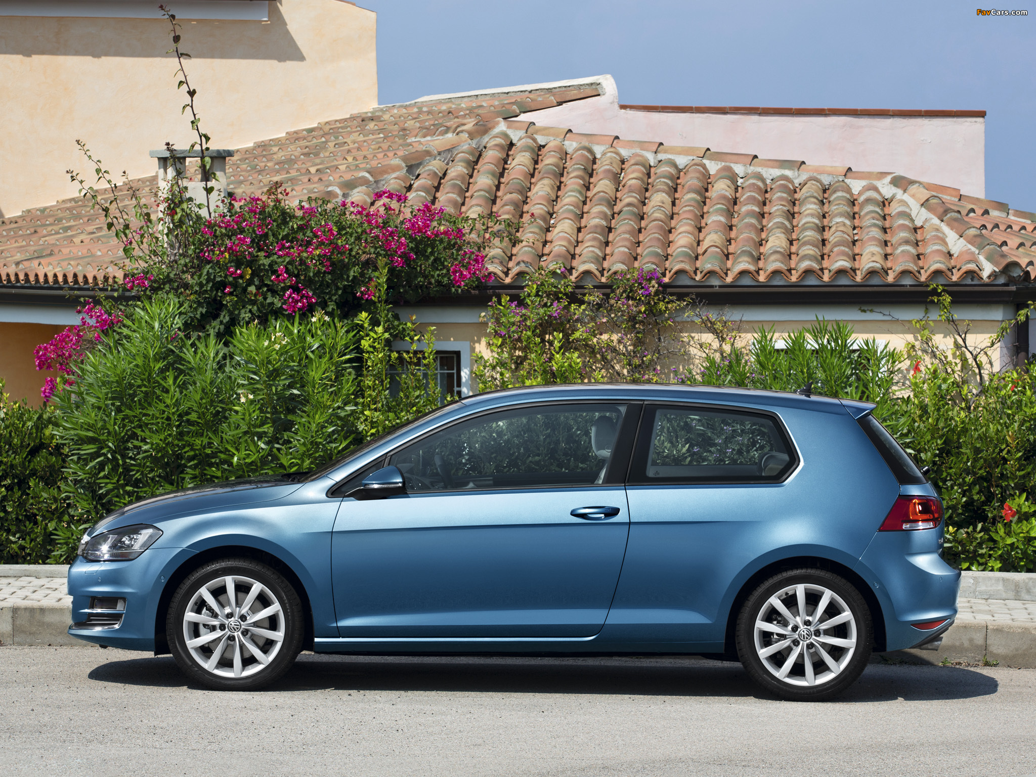 Volkswagen Golf TSI BlueMotion 3-door (Typ 5G) 2012 wallpapers (2048 x 1536)