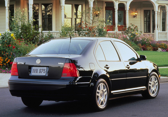 Images of Volkswagen Jetta Sedan (IV) 1998–2003