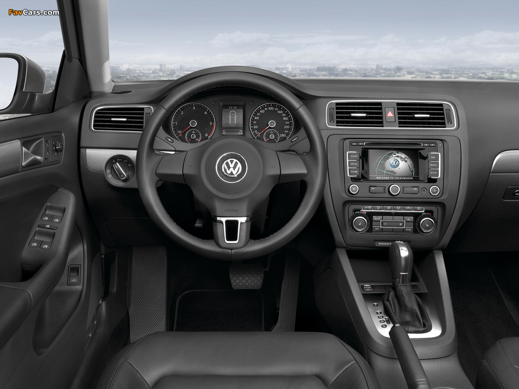 Images of Volkswagen Jetta (Typ 1B) 2010 (1024 x 768)