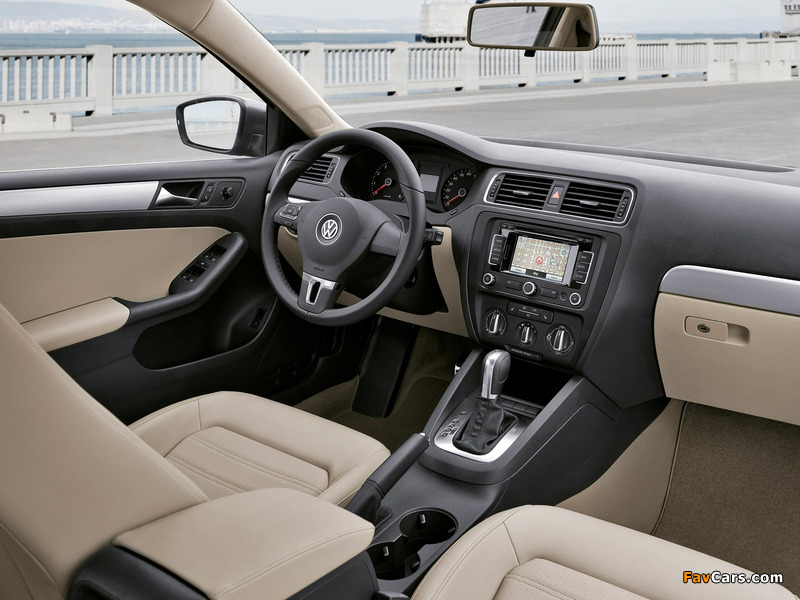 Images of Volkswagen Jetta US-spec (VI) 2010 (800 x 600)