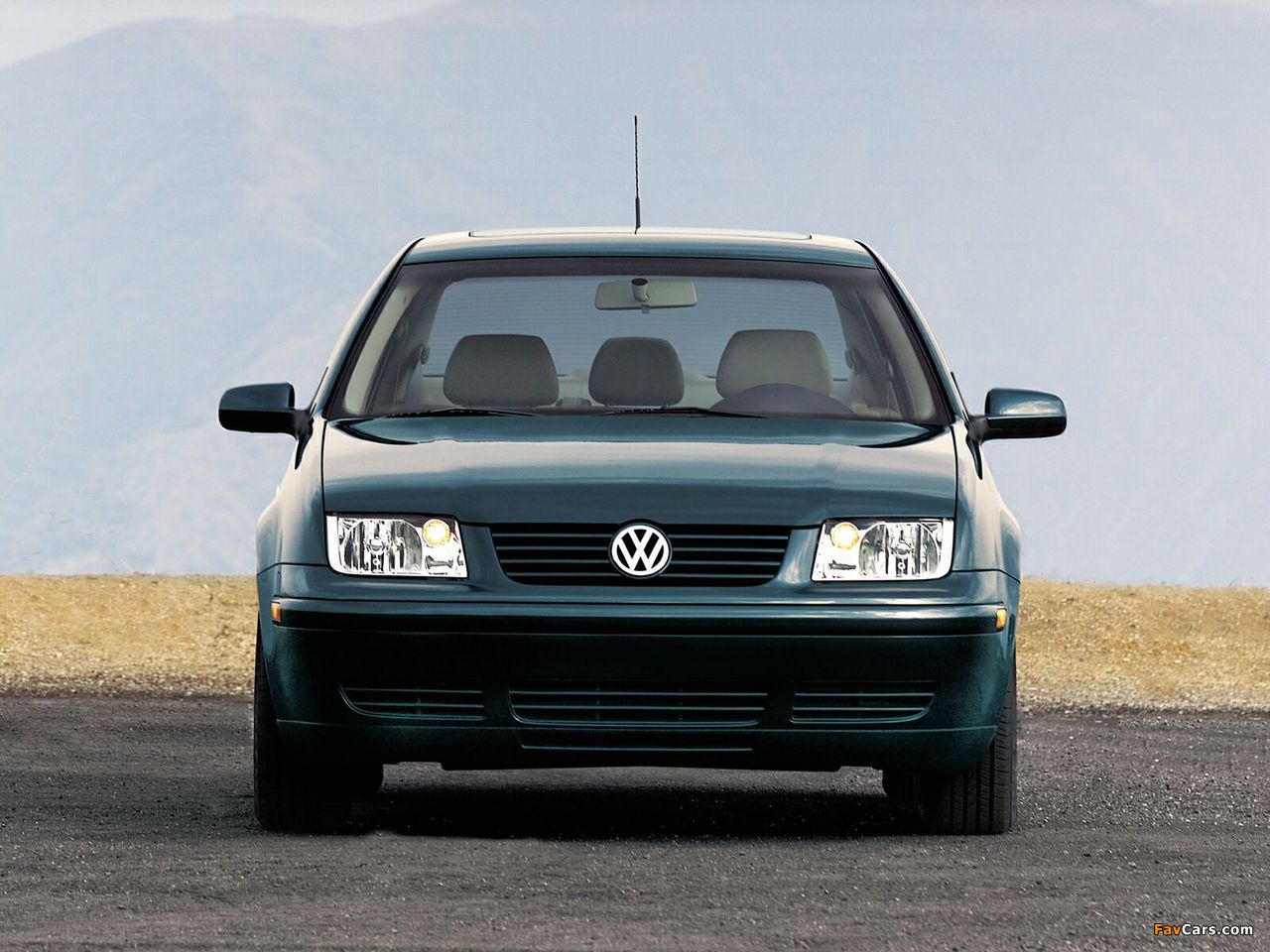 Photos of Volkswagen Jetta Sedan (IV) 1998–2003 (1280 x 960)