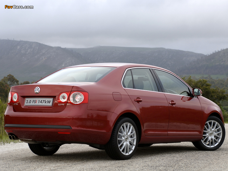 Photos of Volkswagen Jetta 2.0 FSI ZA-spec (Typ 1K) 2005–10 (800 x 600)