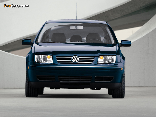 Pictures of Volkswagen Jetta GLI Sedan (IV) (640 x 480)