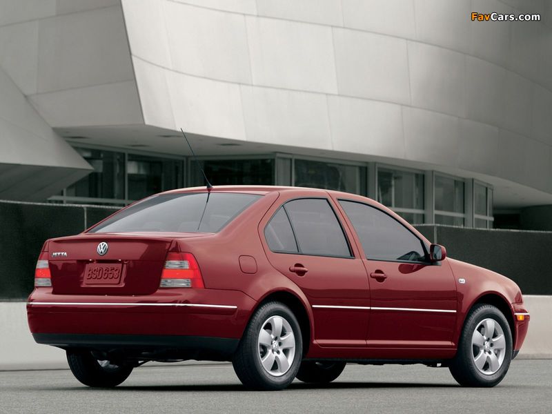 Pictures of Volkswagen Jetta Sedan (IV) 2003–05 (800 x 600)