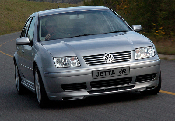 Pictures of Volkswagen Jetta 1.8T R ZA-spec (IV) 2004–05