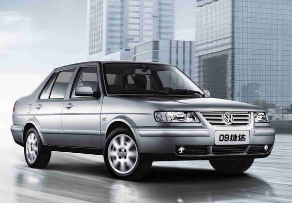 Pictures of Volkswagen Jetta CN-spec 2004–10