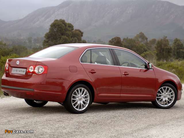 Pictures of Volkswagen Jetta 2.0 FSI ZA-spec (Typ 1K) 2005–10 (640 x 480)