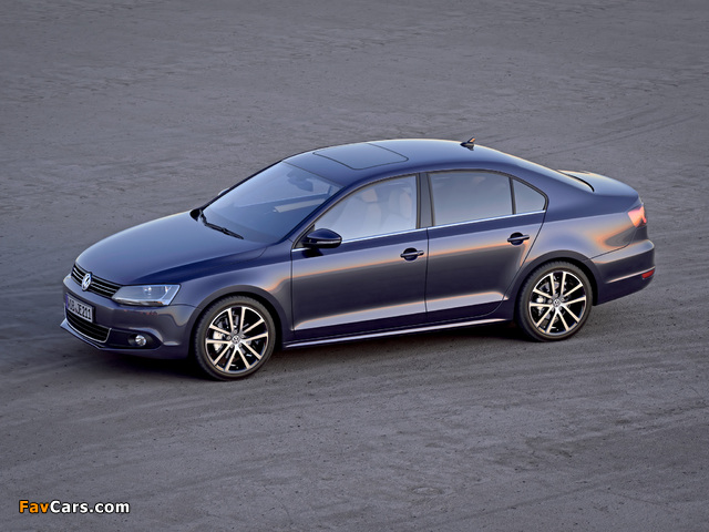 Pictures of Volkswagen Jetta (Typ 1B) 2010 (640 x 480)