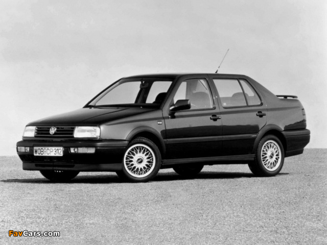 Volkswagen Jetta VR6 (III) 1994–98 wallpapers (640 x 480)