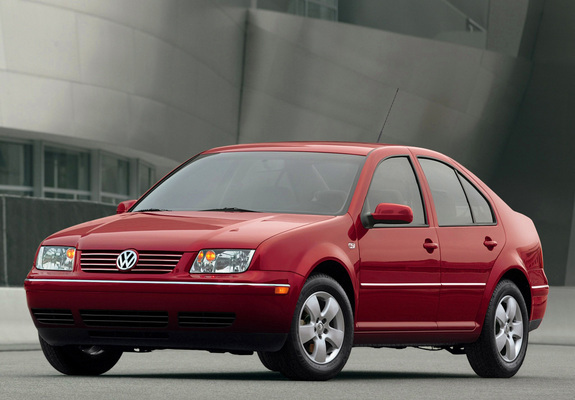 Volkswagen Jetta Sedan (IV) 2003–05 images