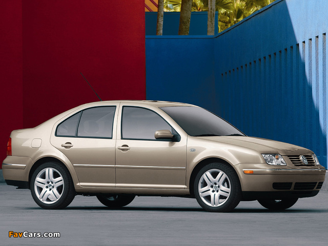 Volkswagen Jetta 1.8T Sedan (Typ 1J) 2003–05 pictures (640 x 480)