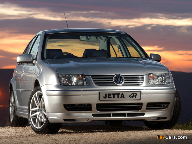Volkswagen Jetta 1.8T R ZA-spec (IV) 2004–05 pictures (640 x 480)