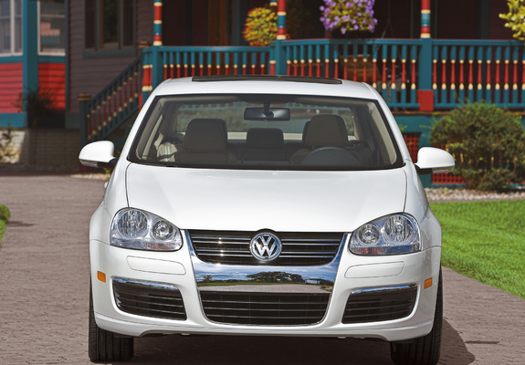 Volkswagen Jetta US-spec (V) 2006–10 photos