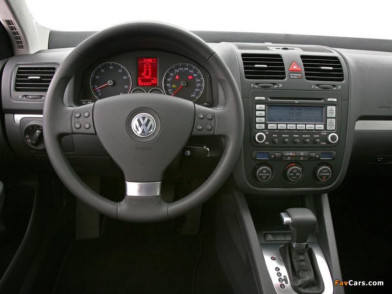 Volkswagen Jetta Variant (Typ 1K) 2007–10 images (800 x 600)