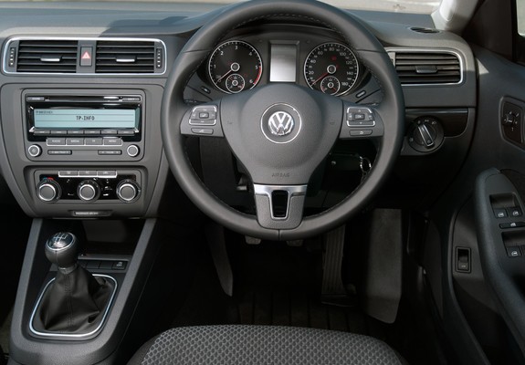 Volkswagen Jetta UK-spec (Typ 1B) 2010 images
