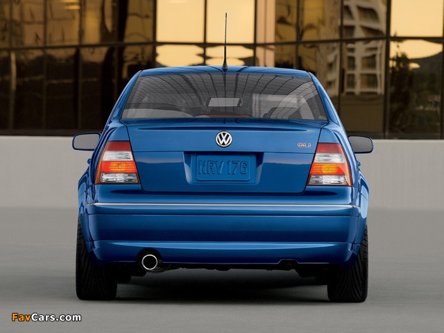 Volkswagen Jetta GLI Sedan (IV) images (640 x 480)