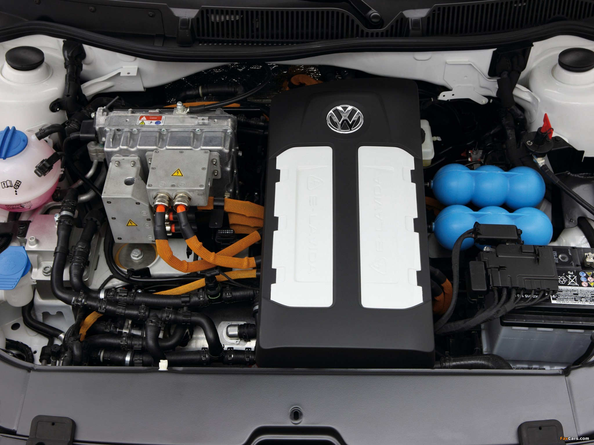 Photos of Volkswagen E-Lavida Concept 2010 (2048 x 1536)