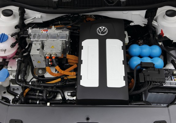 Photos of Volkswagen E-Lavida Concept 2010