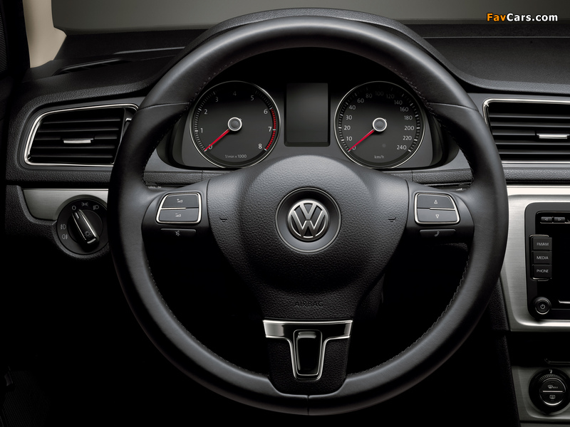 Volkswagen Lavida 2012 photos (800 x 600)