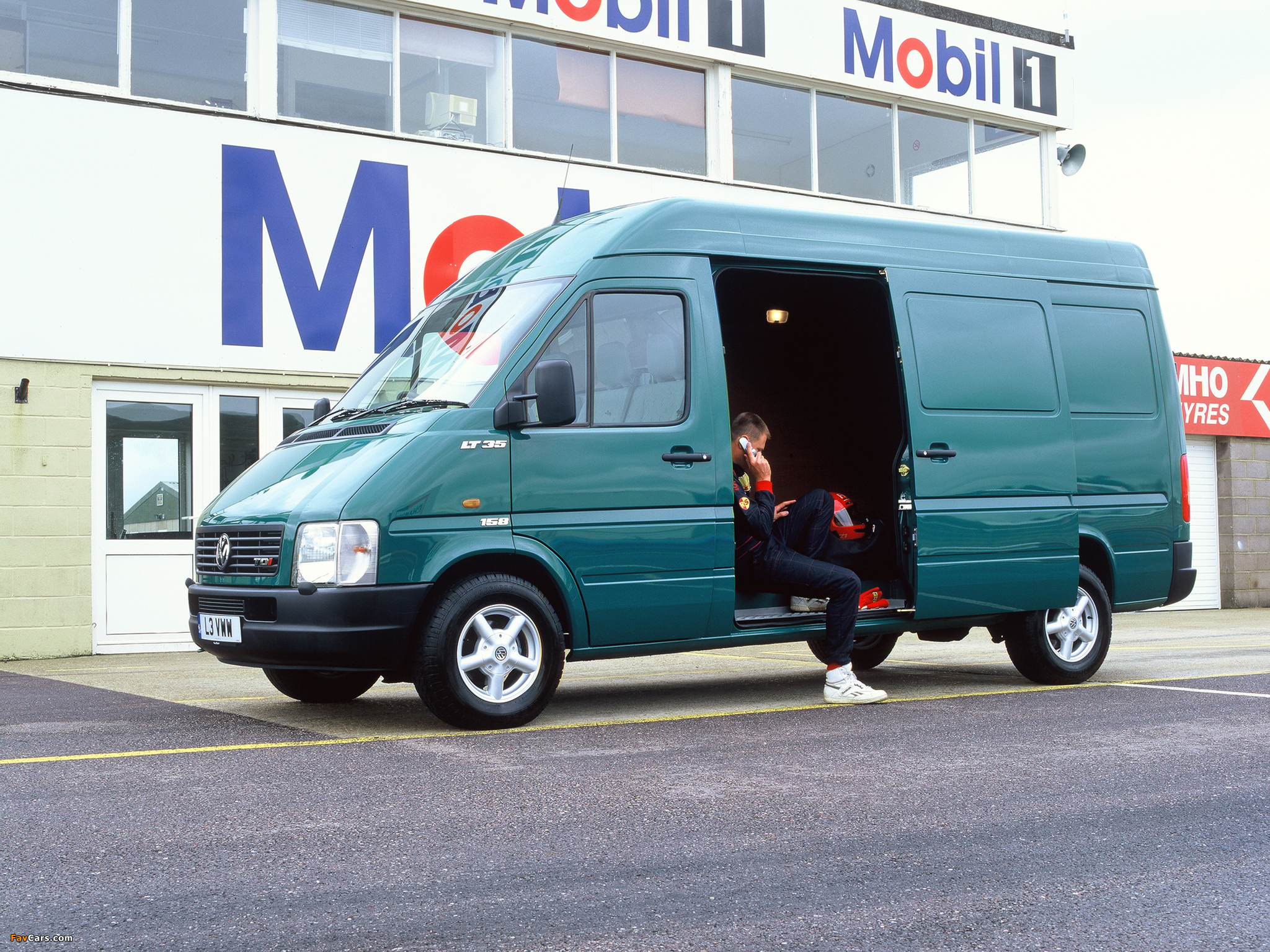 Images of Volkswagen LT Van UK-spec (II) 1996–2006 (2048 x 1536)