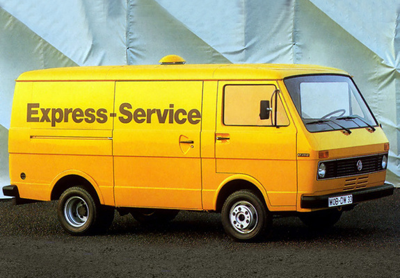 Photos of Volkswagen LT35 Van (I) 1975–86