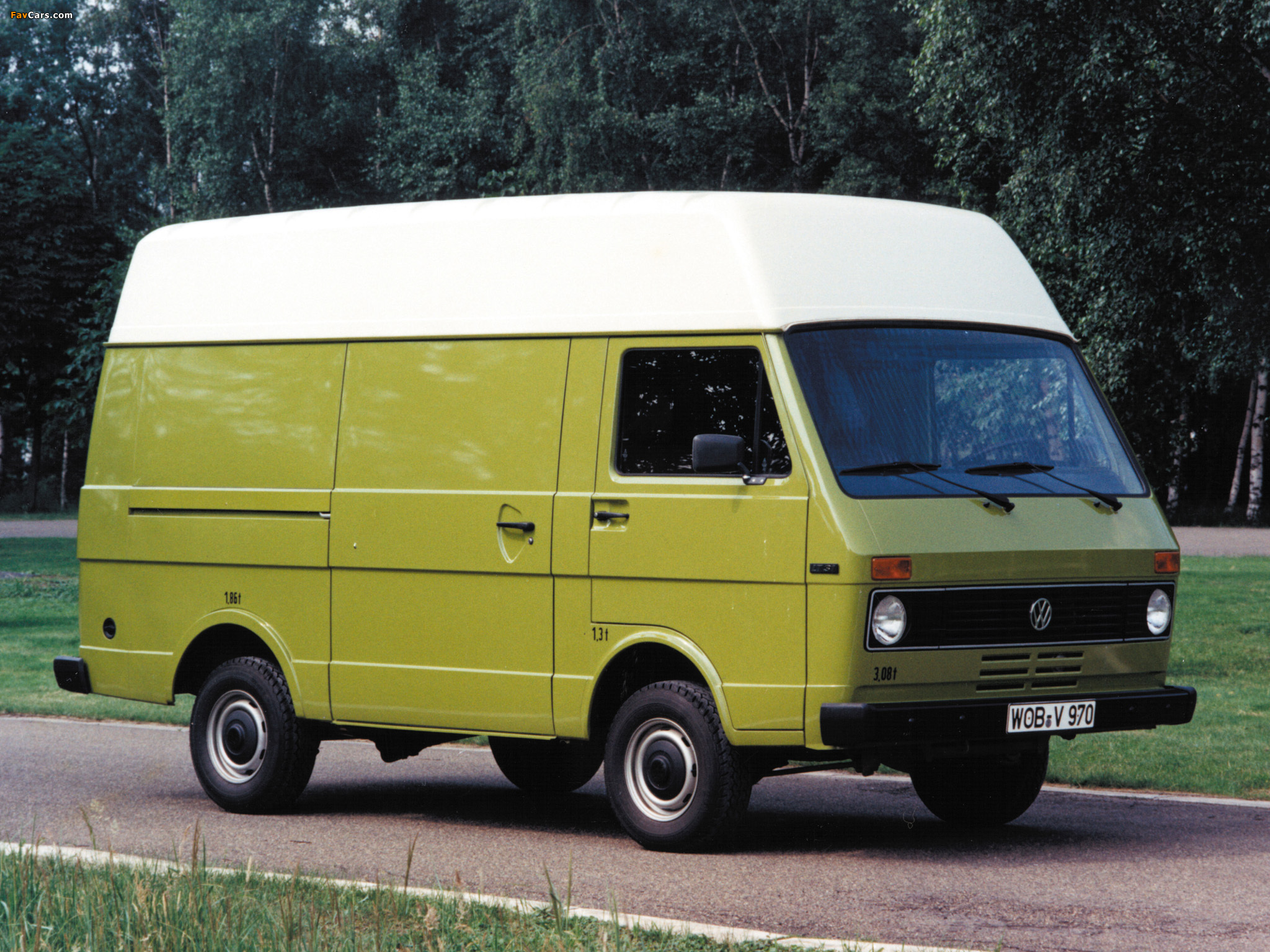 Volkswagen LT31 High Roof Van (I) 1975–86 pictures (2048 x 1536)