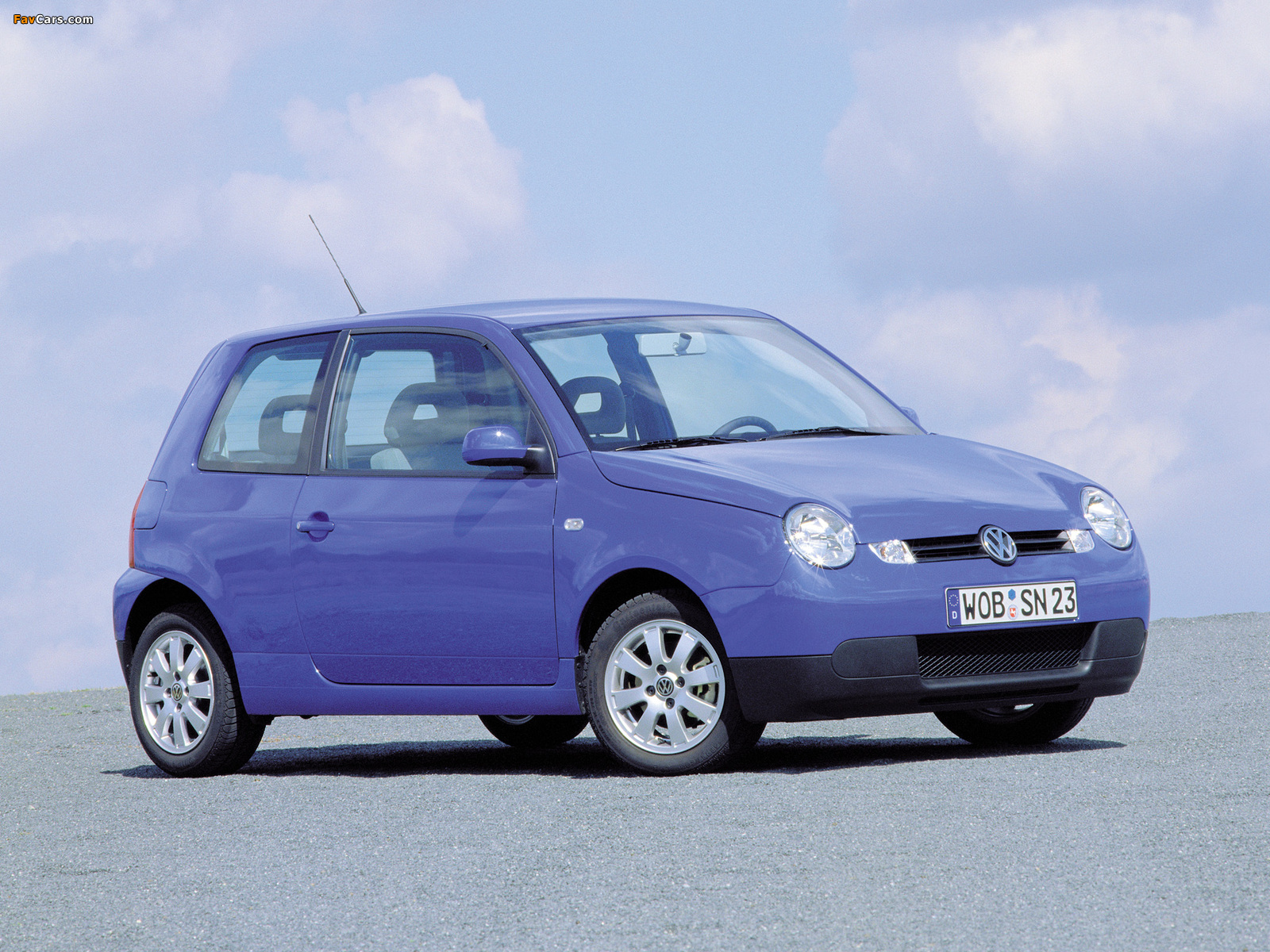 Photos of Volkswagen Lupo 1.4 16V FSI (Typ 6X) 2000–03 (1600 x 1200)