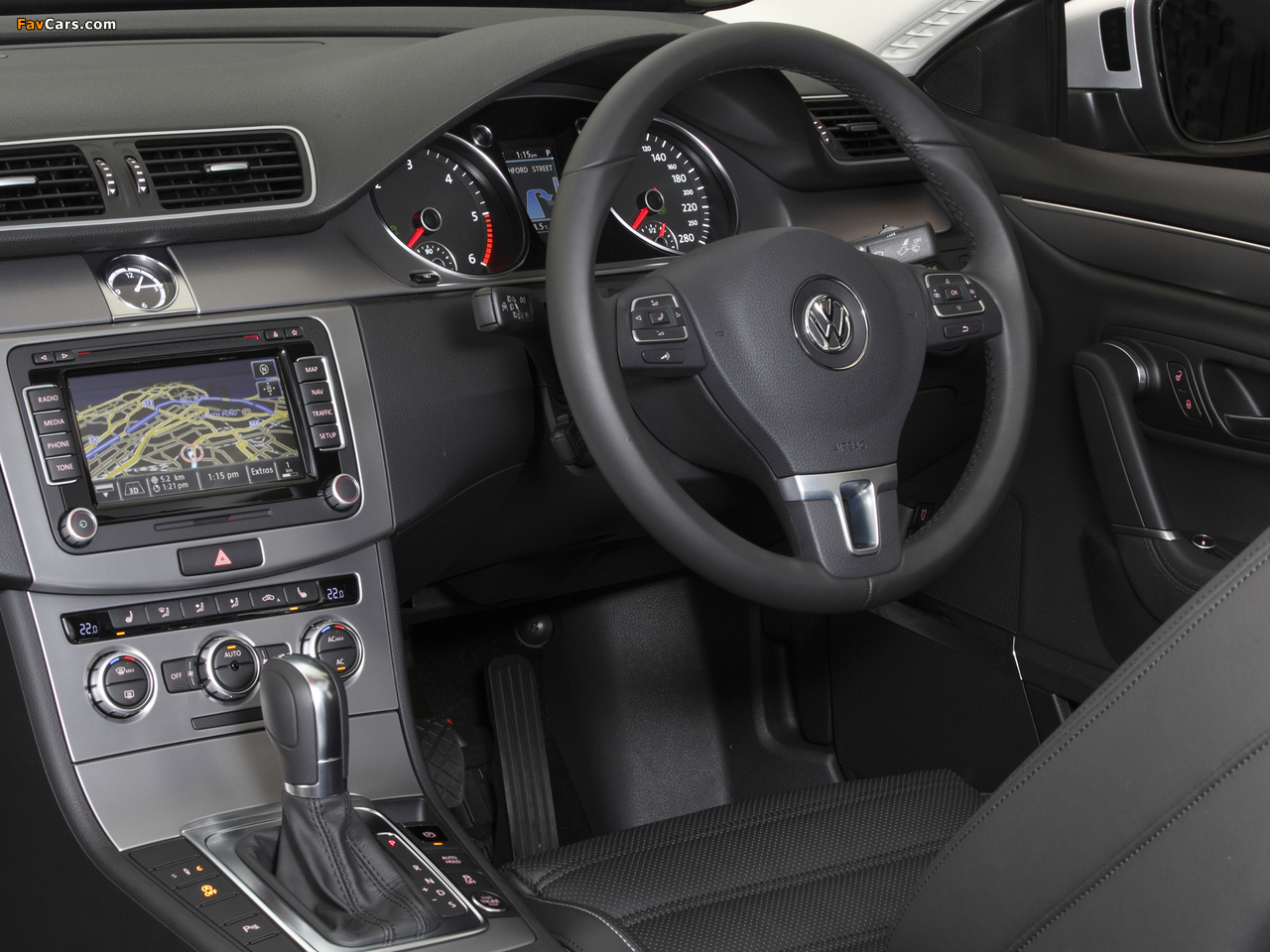 Images of Volkswagen CC BlueMotion AU-spec 2012 (1280 x 960)