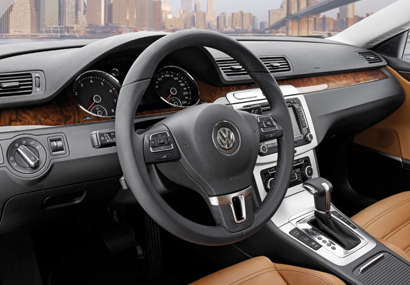 Volkswagen Passat CC 2008–11 images