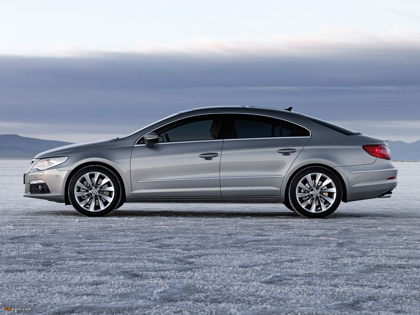 Volkswagen Passat CC 2008–11 wallpapers (1600 x 1200)