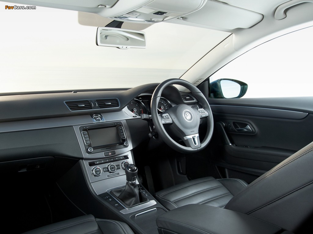 Volkswagen CC BlueMotion UK-spec 2012 photos (1024 x 768)