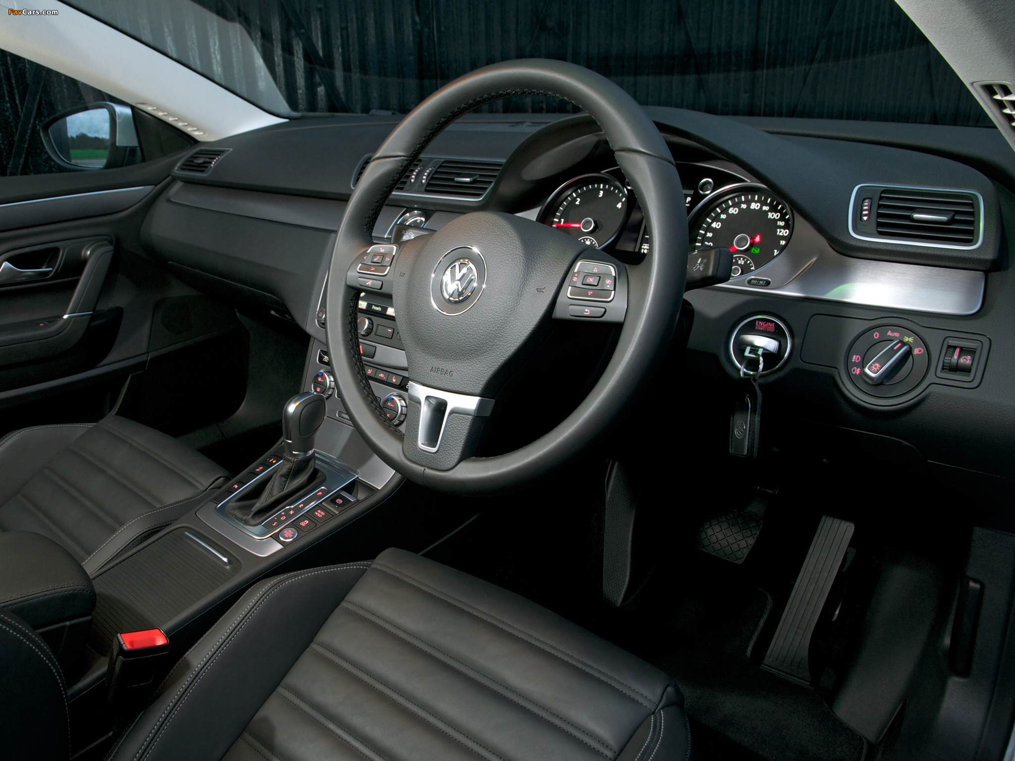 Volkswagen CC BlueMotion UK-spec 2012 photos (2048 x 1536)