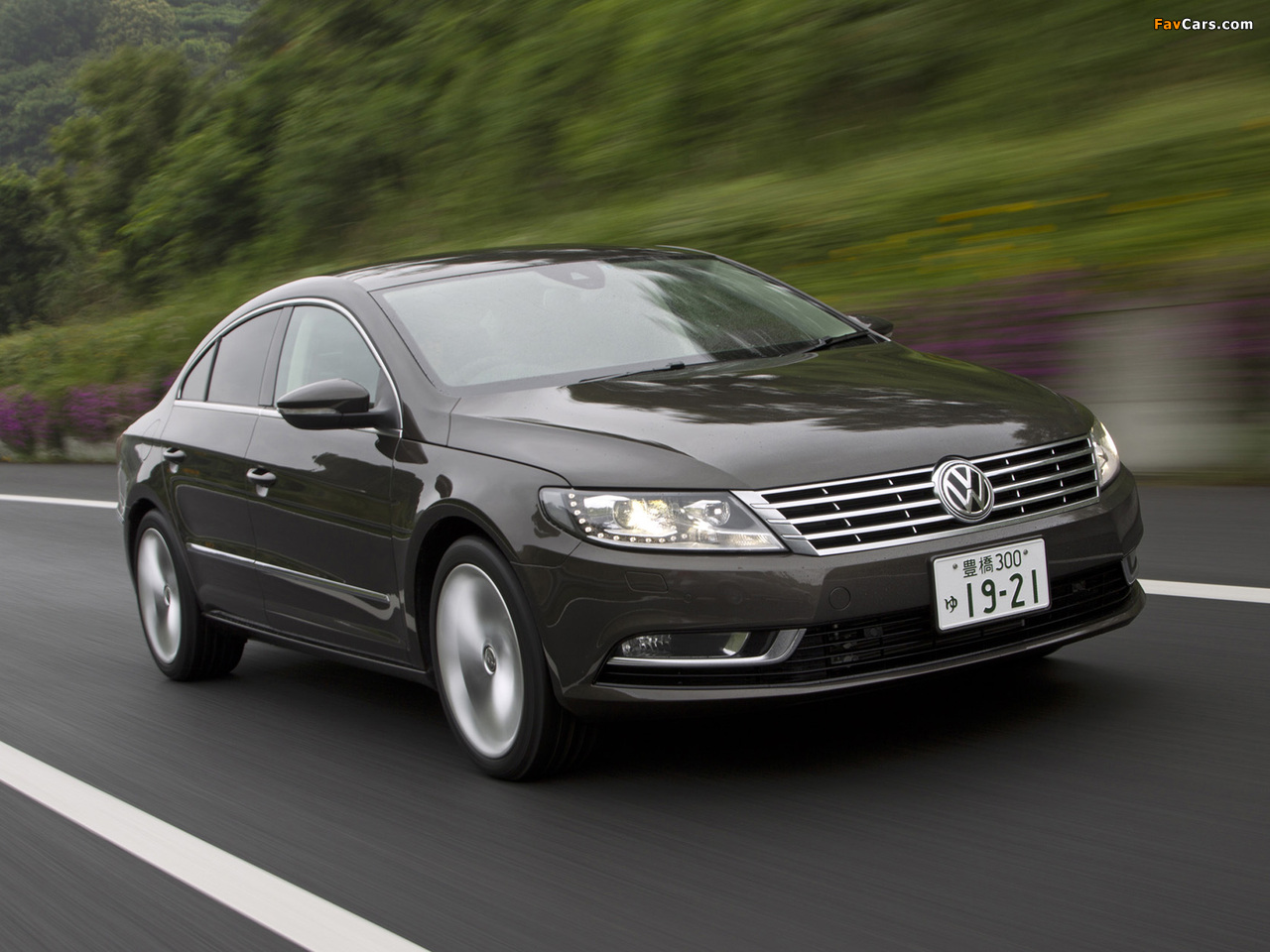 Volkswagen CC JP-spec 2012 wallpapers (1280 x 960)