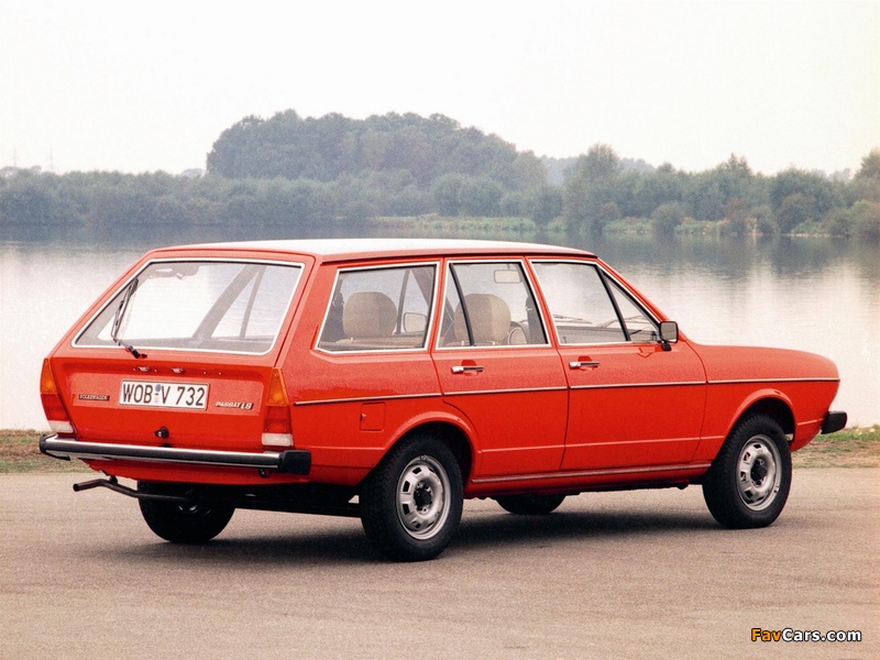 Images of Volkswagen Passat Variant (B1) 1974–77 (800 x 600)