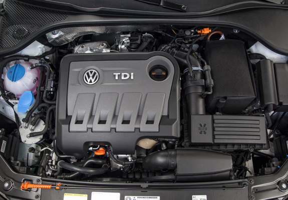 Images of Volkswagen Passat TDI US-spec (B7) 2012