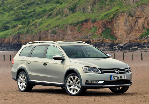 Images of Volkswagen Passat Alltrack UK-spec (B7) 2012