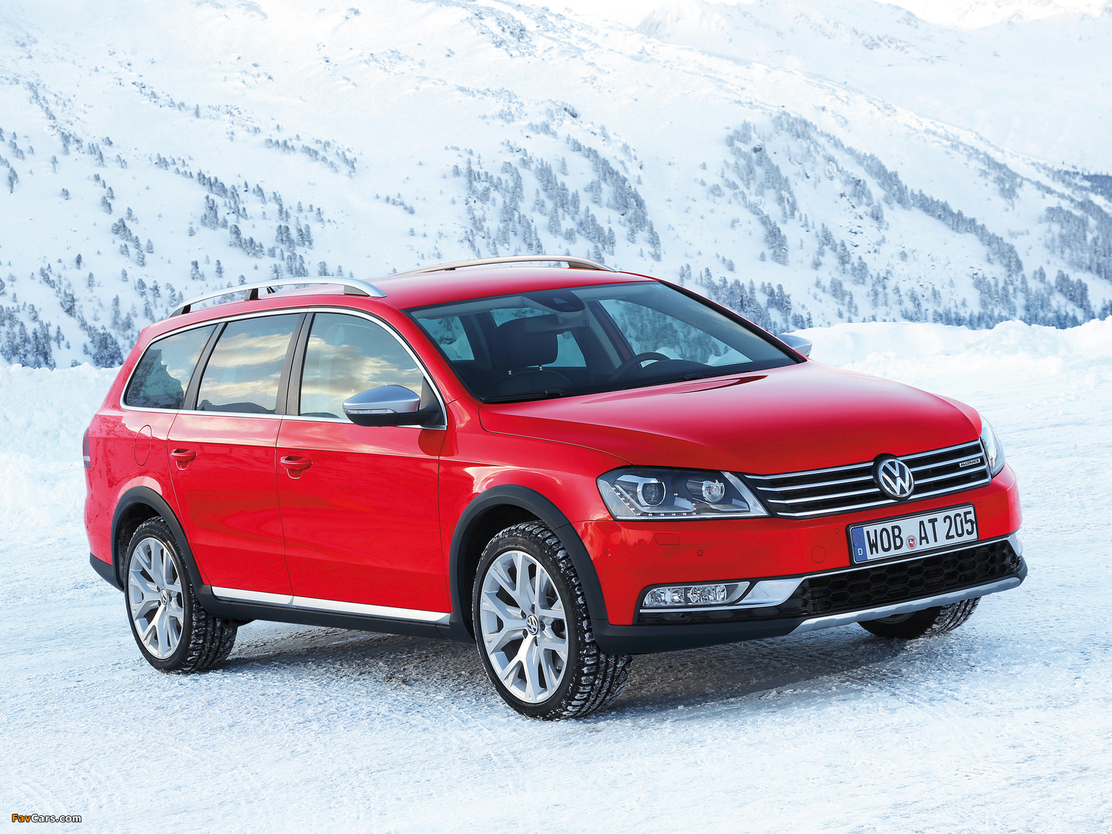 Images of Volkswagen Passat Alltrack (B7) 2012 (1600 x 1200)