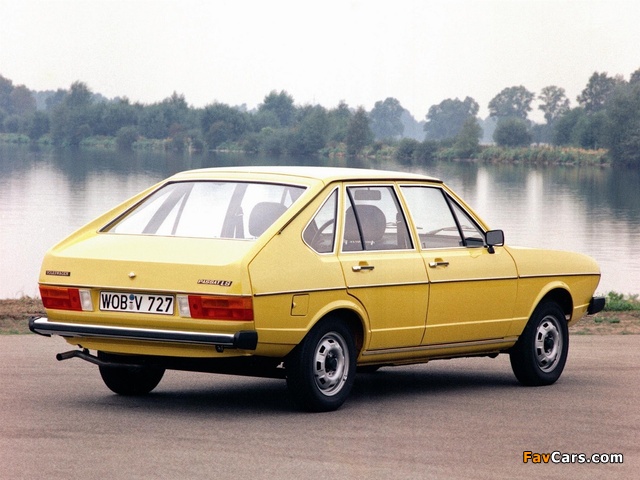 Photos of Volkswagen Passat 5-door (B1) 1973–77 (640 x 480)