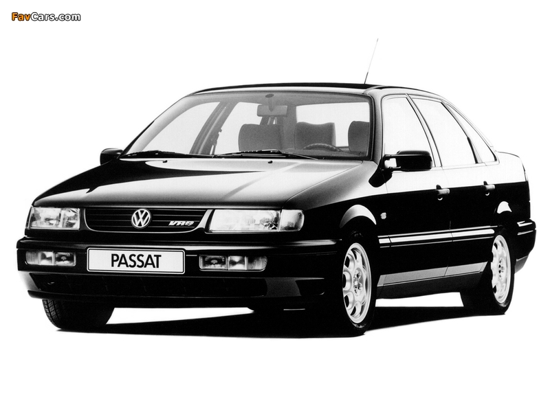 Photos of Volkswagen Passat Sedan (B4) 1993–97 (800 x 600)