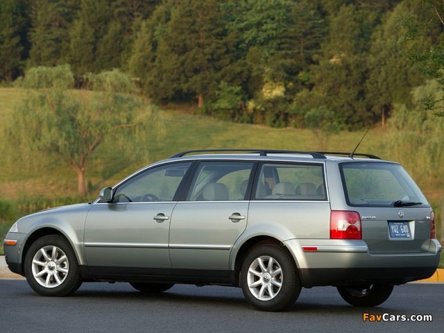 Photos of Volkswagen Passat Wagon (B5+) 2000–05 (640 x 480)